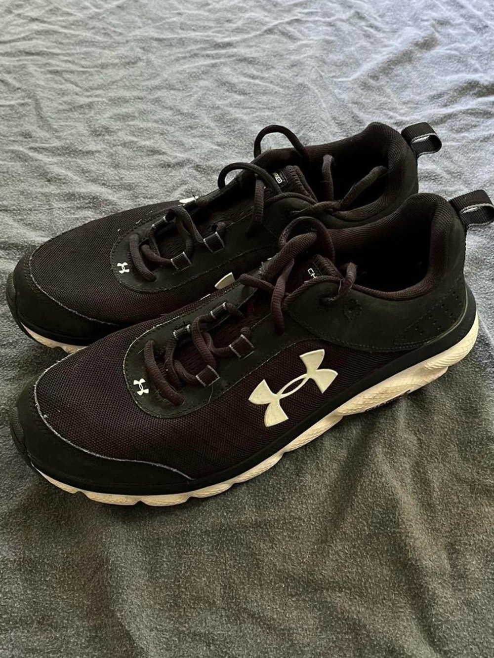 Under Armour Charged Assert 9 running shoes